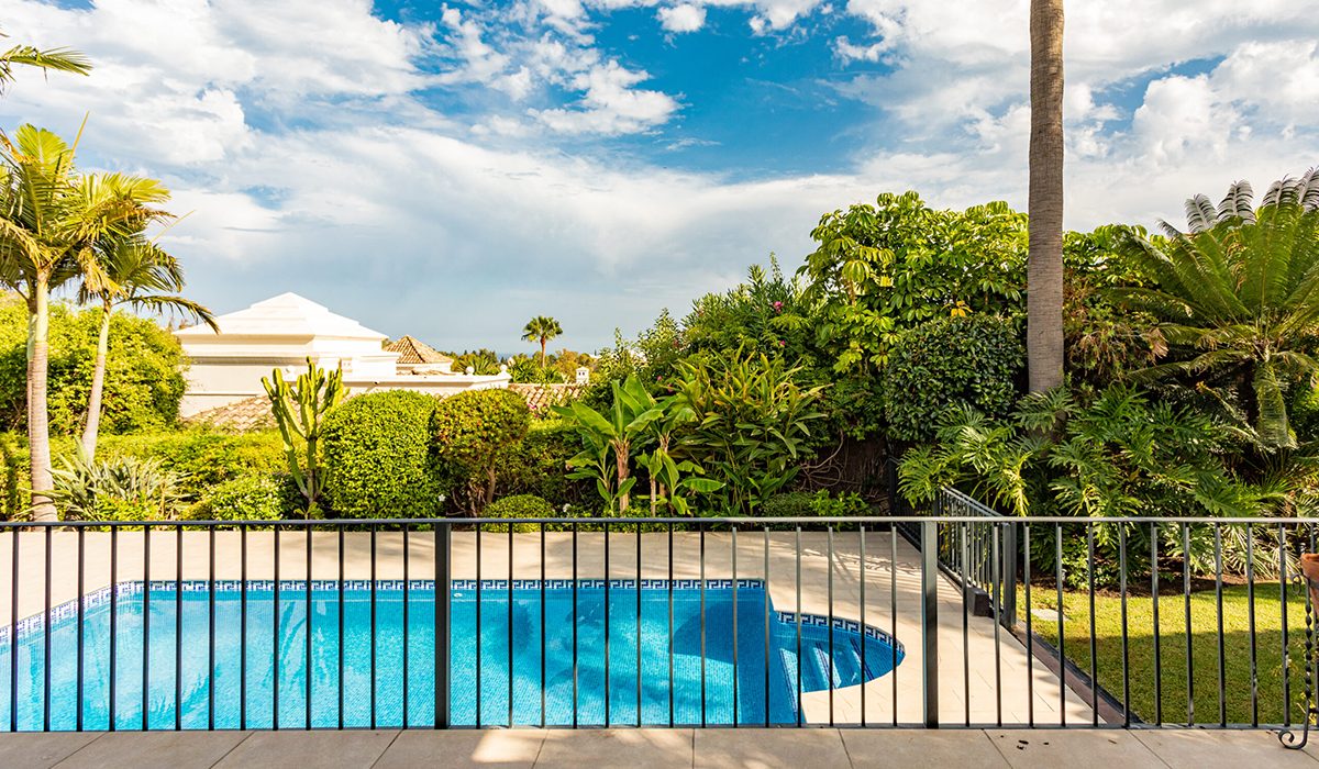 Villa-Nueva-Andalucia-NVOGA-Homes-19-scaled