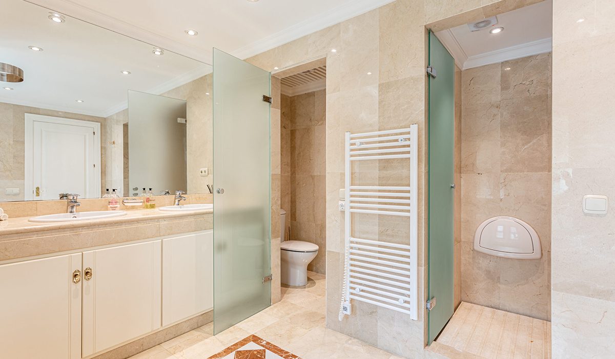 Villa-Nueva-Andalucia-NVOGA-Homes-37-scaled