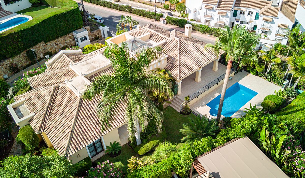 Villa-Nueva-Andalucia-NVOGA-Homes-49-scaled